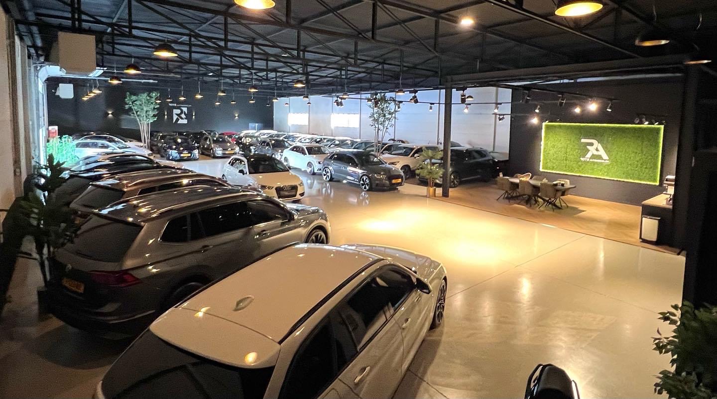 Coatingvloer autoshowroom